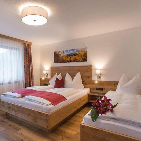 Alpenrose Appartements Burger Evelin St. Anton am Arlberg Exterior foto